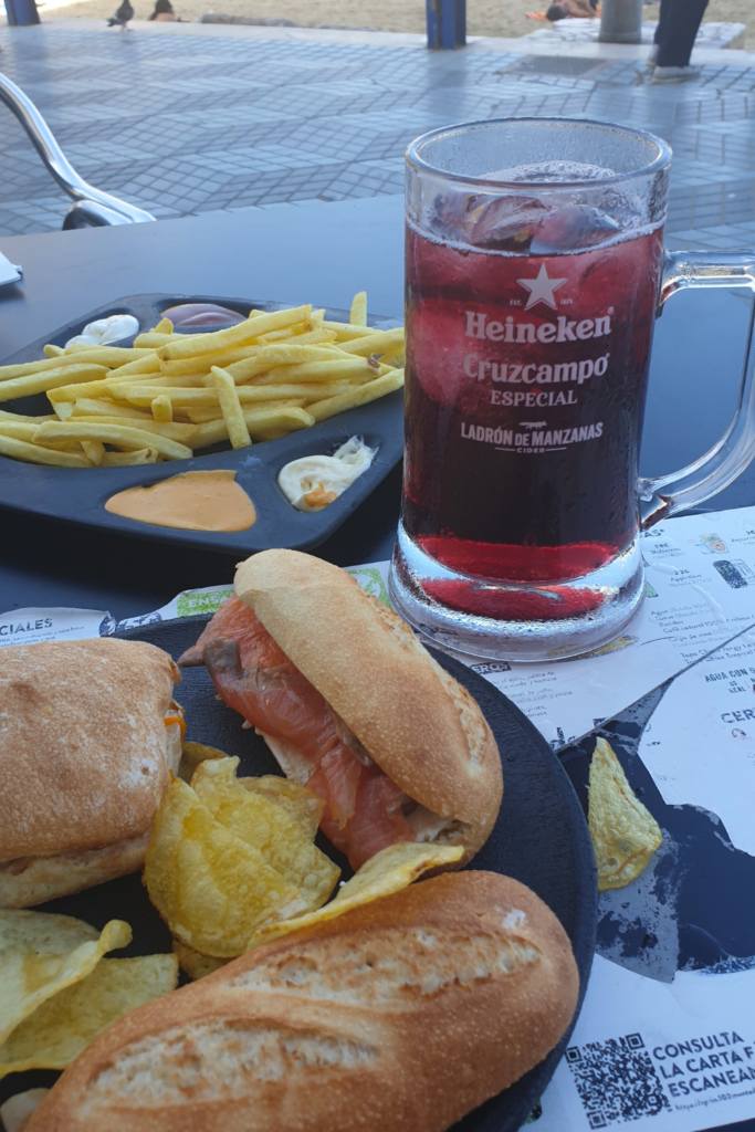 100 montaditos' tapas and tinto de verano in Alicante, Spain